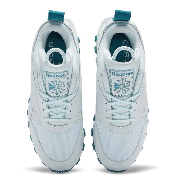 Reebok x Cardi B classic leather sneakers in teal - Picture 2 of 3